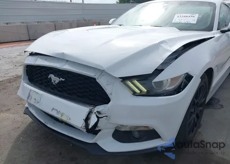 2015 Ford Mustang V6 из США, поврежденный, VIN 1FA6P8AM9F5372184